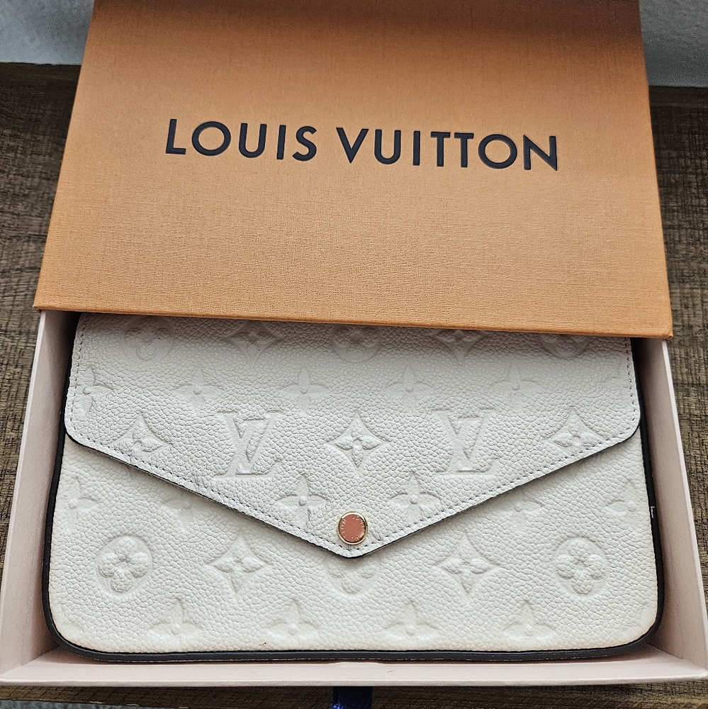 Louis Vuitton Crossbody